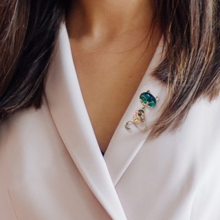 Broszka ozdobna kryształki KOTEK BZ173