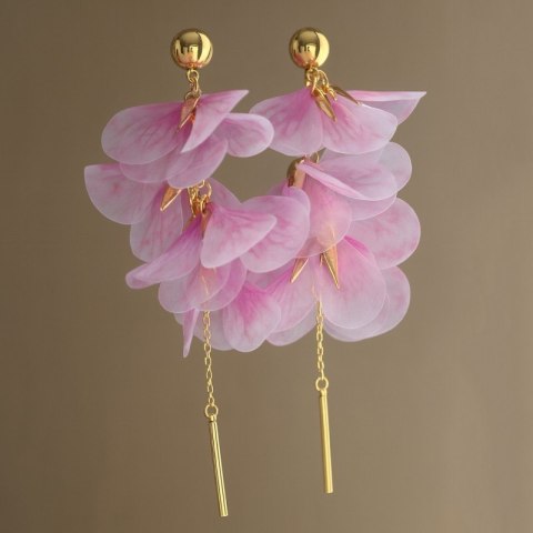 Kolczyki wiszące, efektowne materiałowe kwiaty, koraliki K1711